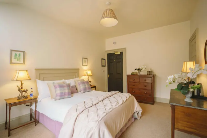 Dine Venues | Rise Hall | Hamilton Bedroom | Wedding Venue with bedrooms Yorkshire